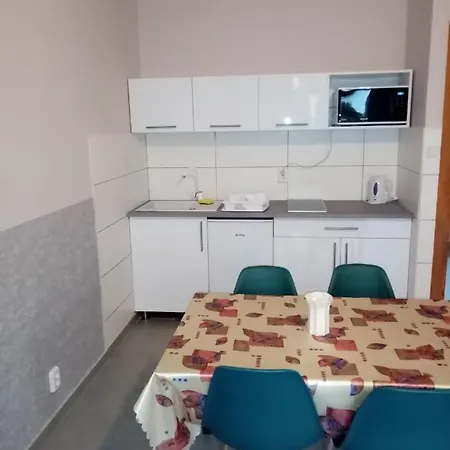 Pávai-silye Apartman Hajdúszoboszló